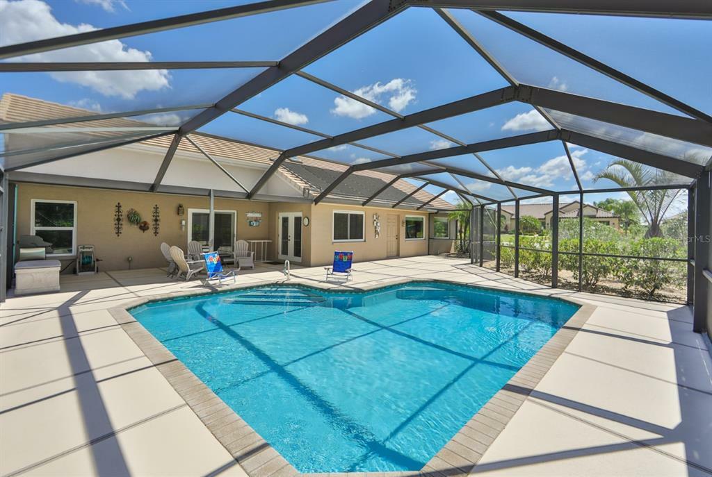 Property Photo:  2061 Berry Roberts Drive  FL 33573 