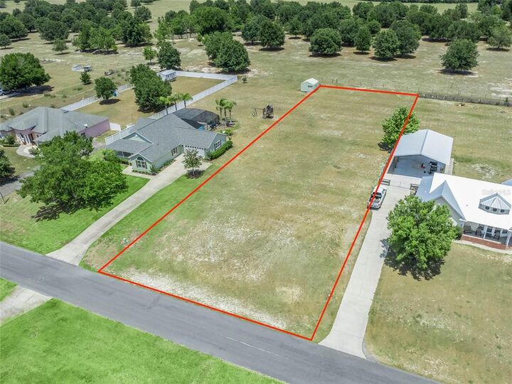Property Photo:  Piney Ridge Boulevard  FL 34731 
