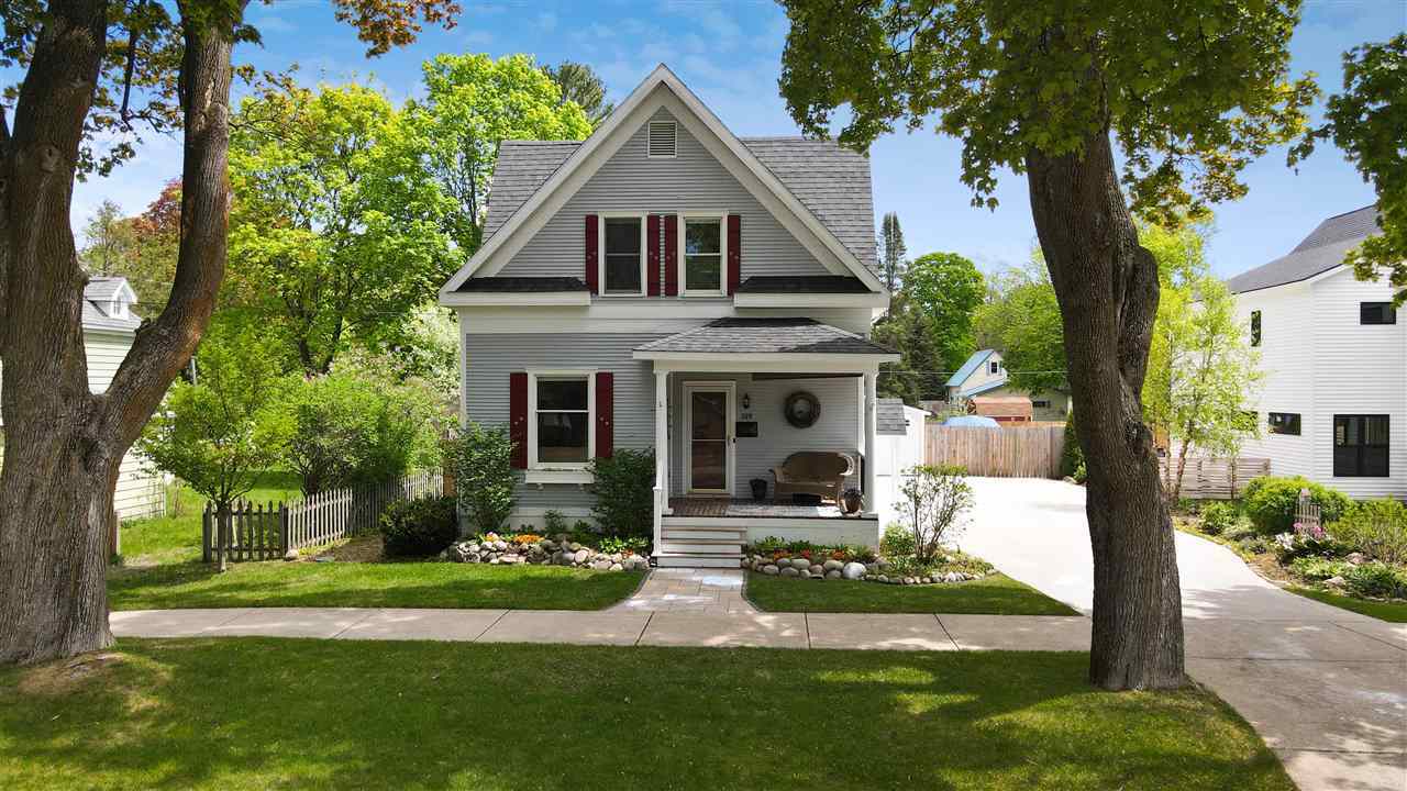 Property Photo:  519 S East  MI 49712 