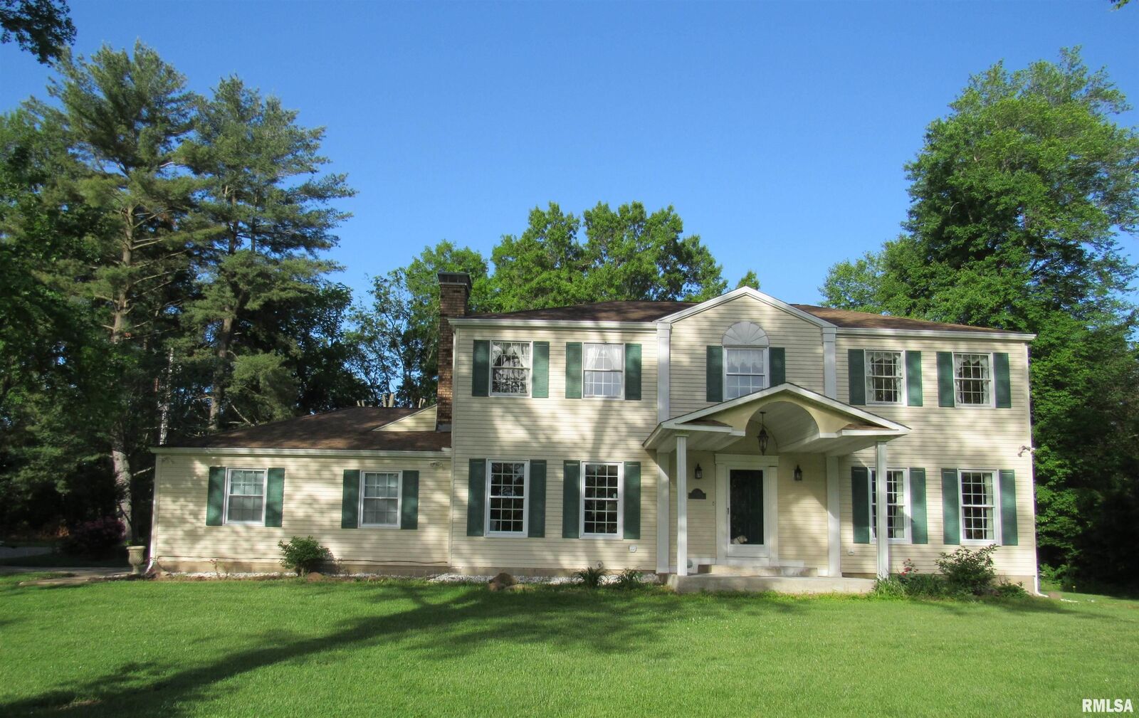 Property Photo: 6211 Country Club IL 62966