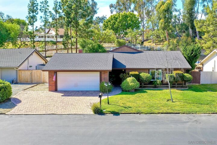 Property Photo:  1021 Silver Stallion Drive  CA 92081 