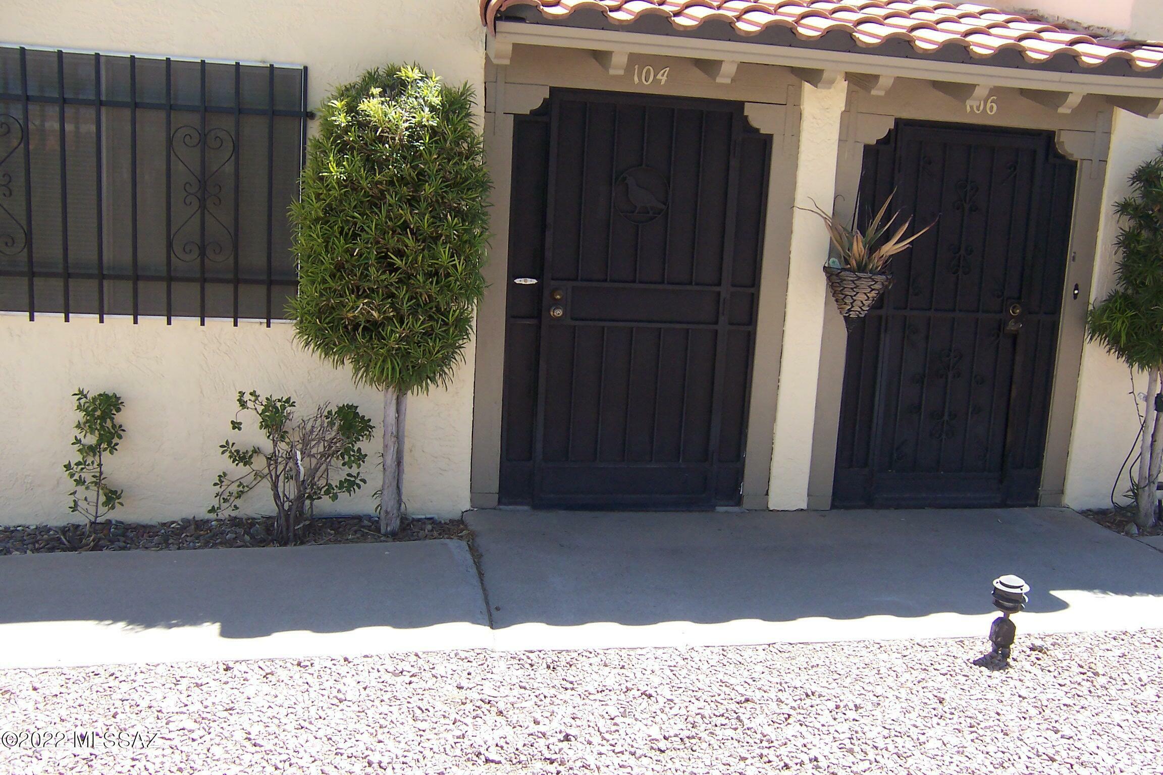 Property Photo:  104 W Calle Del Tiempo  AZ 85614 