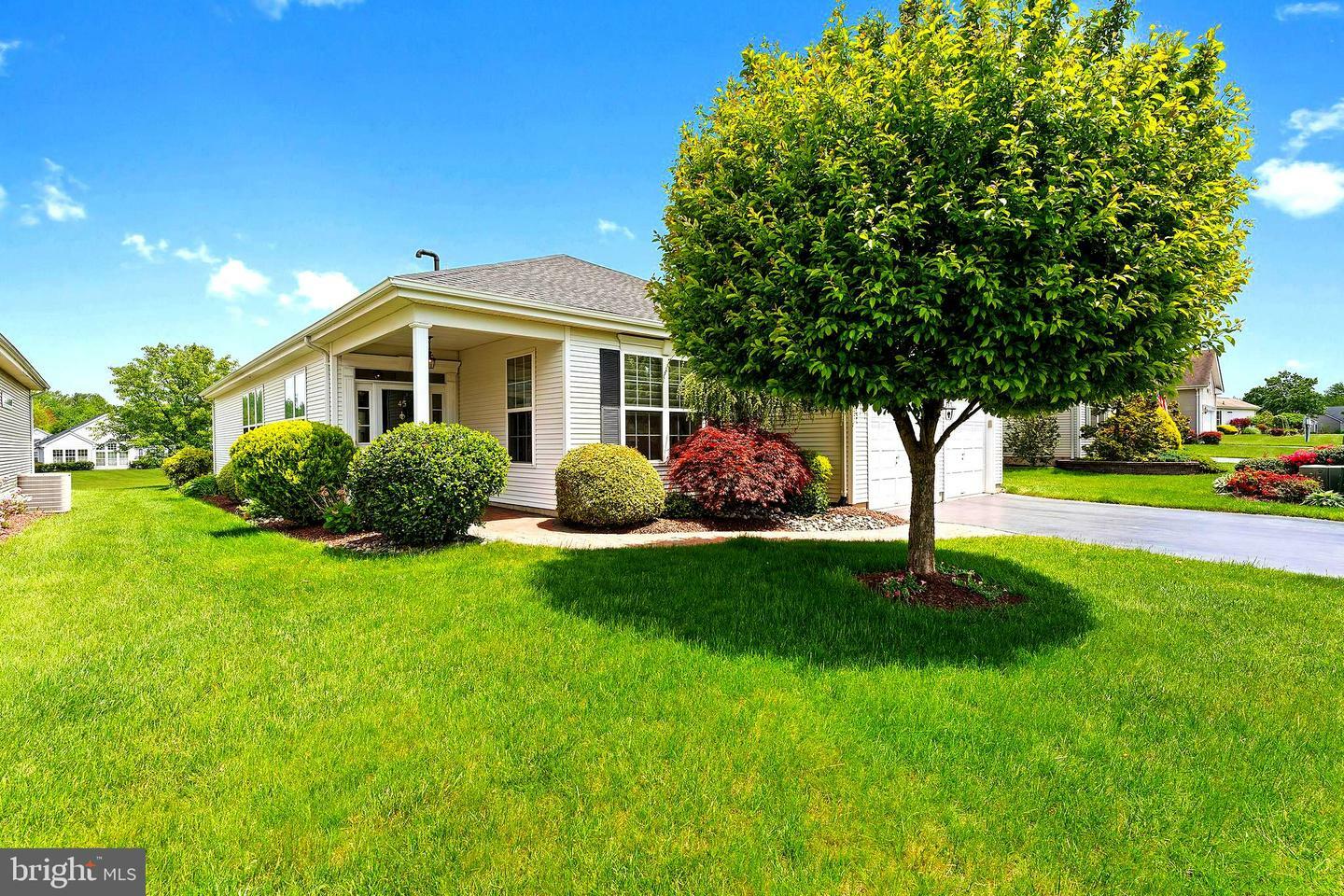 Property Photo:  45 Bunker Hill Drive  NJ 08501 