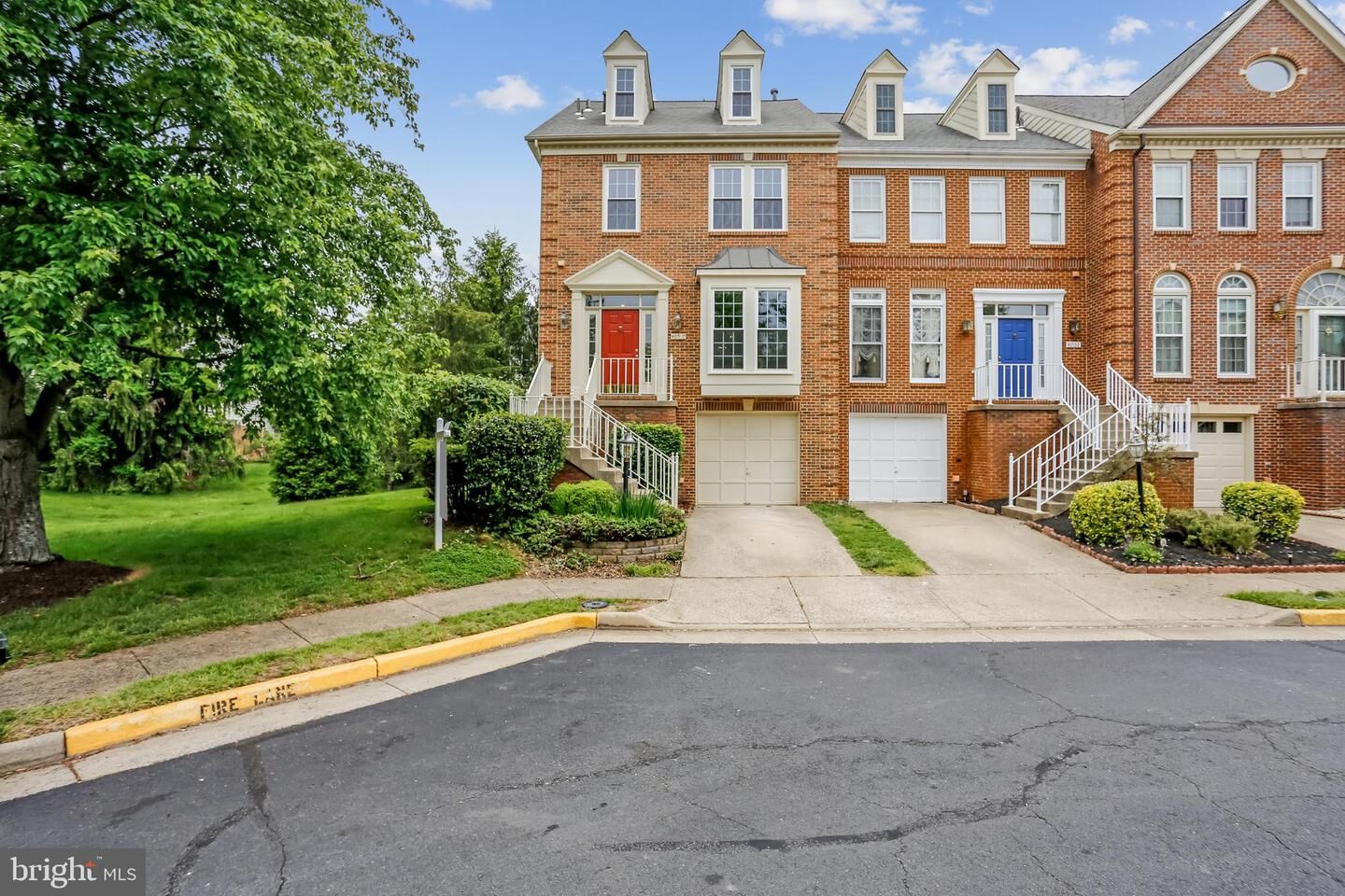 Property Photo:  46530 Lynnhaven Square  VA 20165 