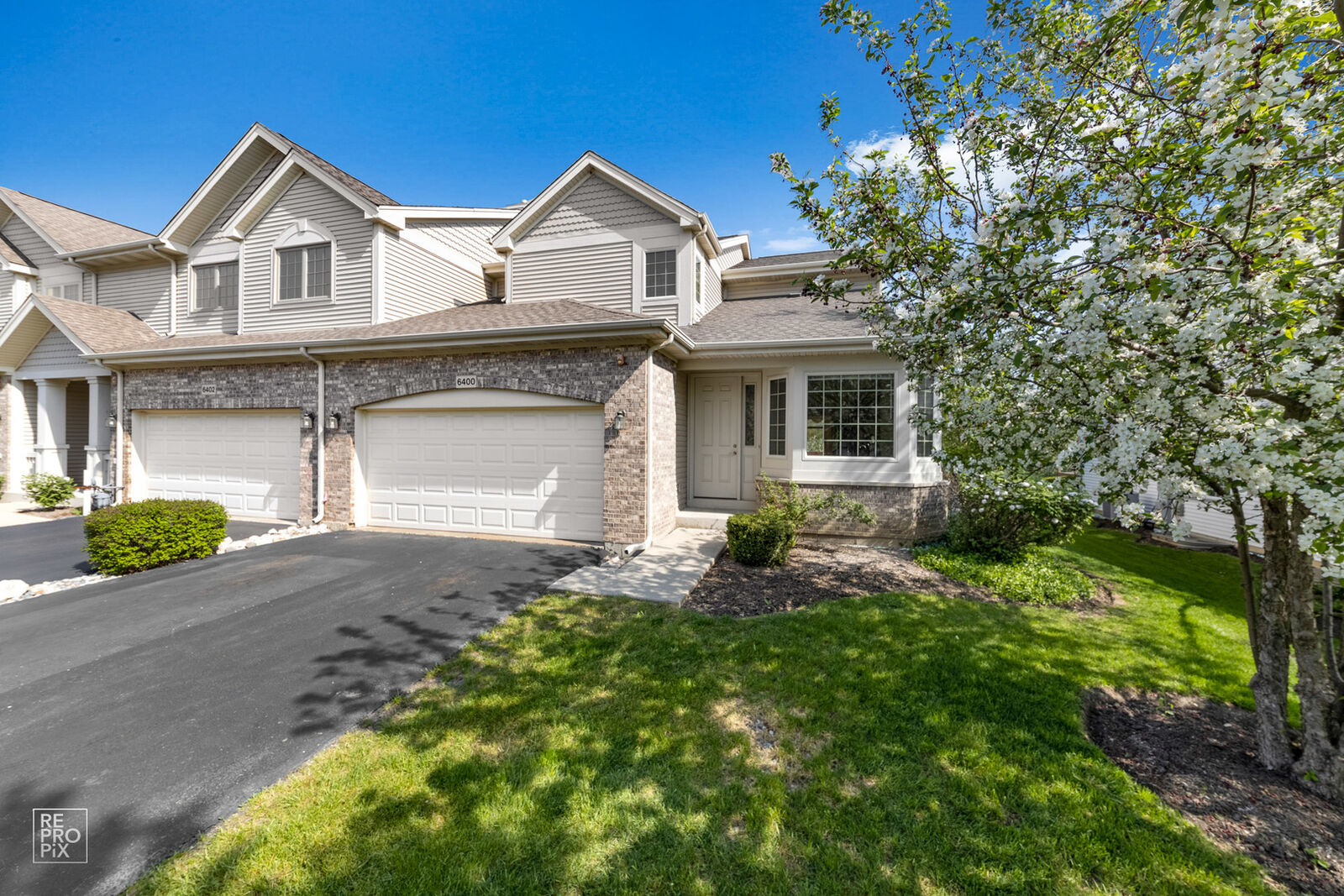 Property Photo: 6400 Cunningham Court IL 60031