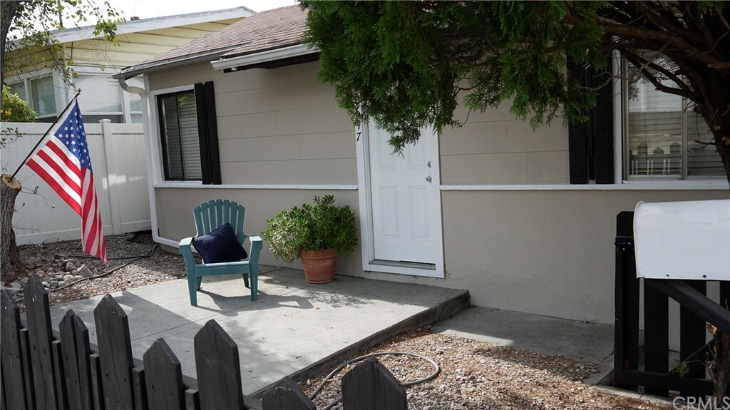 Property Photo:  10647 Las Lunitas Avenue  CA 91042 