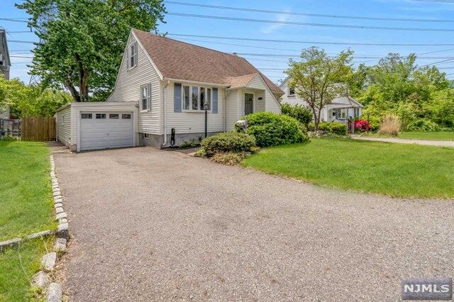 Property Photo:  132 Catherine Avenue  NJ 07430 