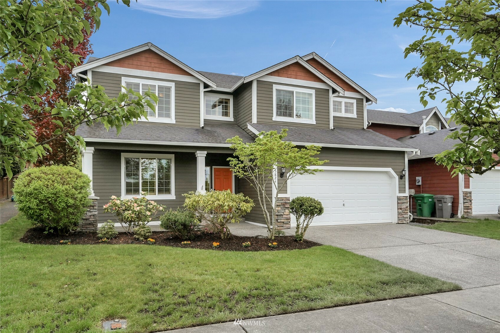 Property Photo: 5824 120th Place SE WA 98296