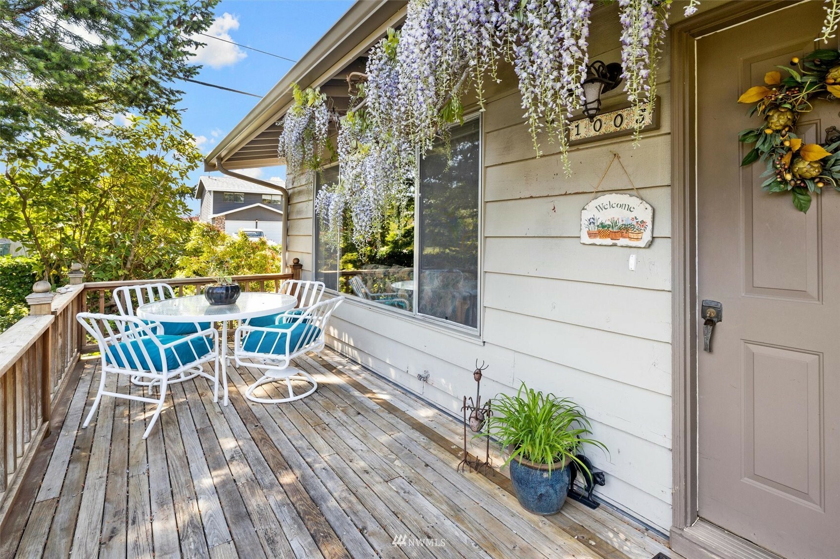 Property Photo:  1005 Cascade Drive  WA 98020 