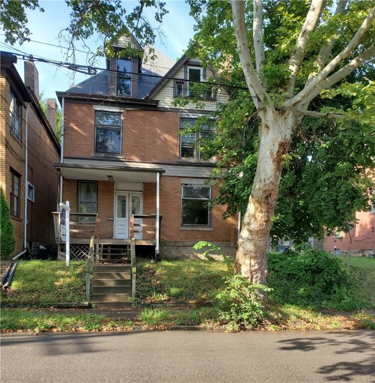 Property Photo: 305 South Ave PA 15221