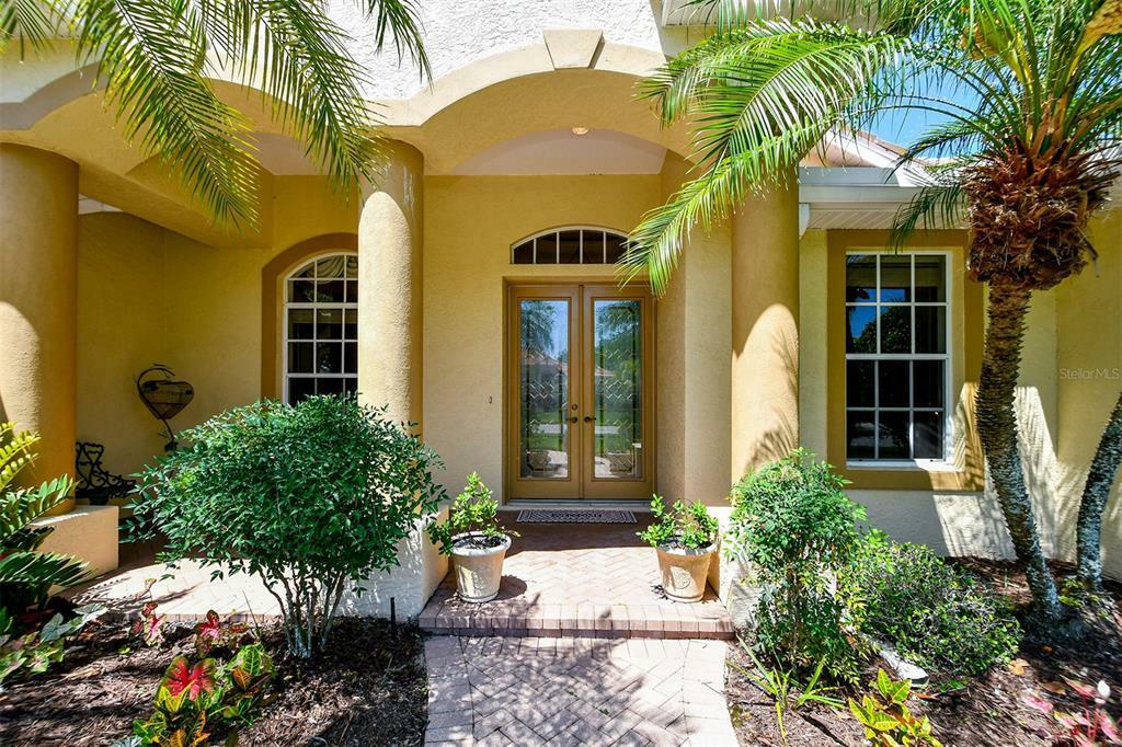 Property Photo:  7803 Crest Hammock Way  FL 34240 