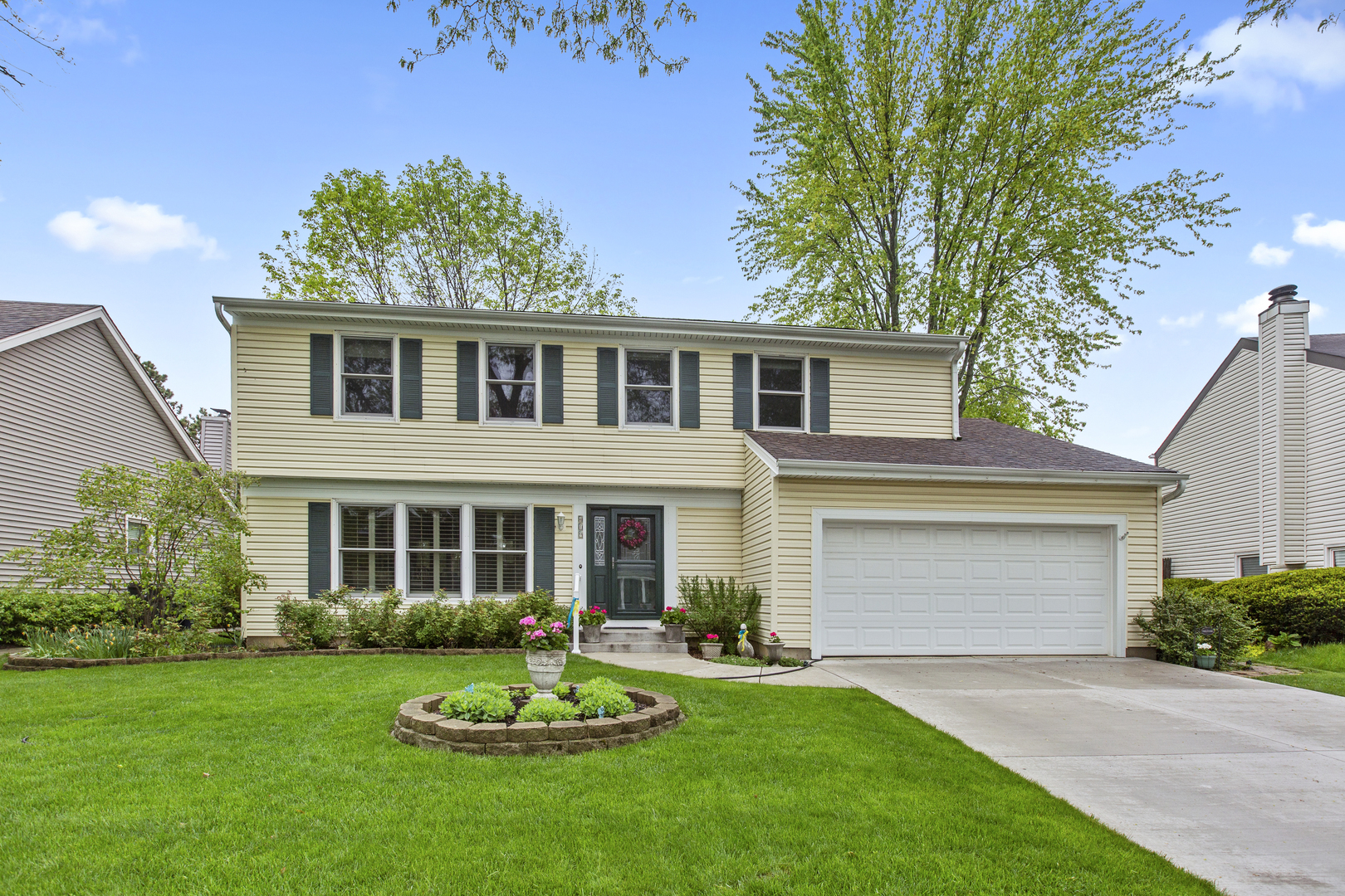 Property Photo:  419 Appleton Drive  IL 60061 