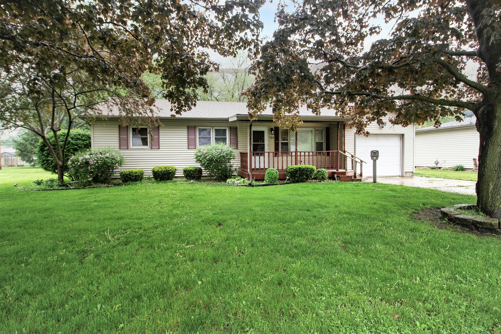 Property Photo:  790 Jonette Avenue  IL 60915 