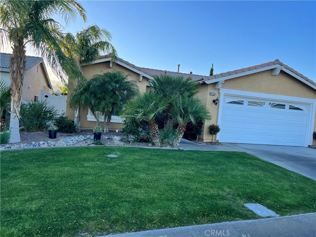 Property Photo:  64250 Silver Star Avenue  CA 92240 