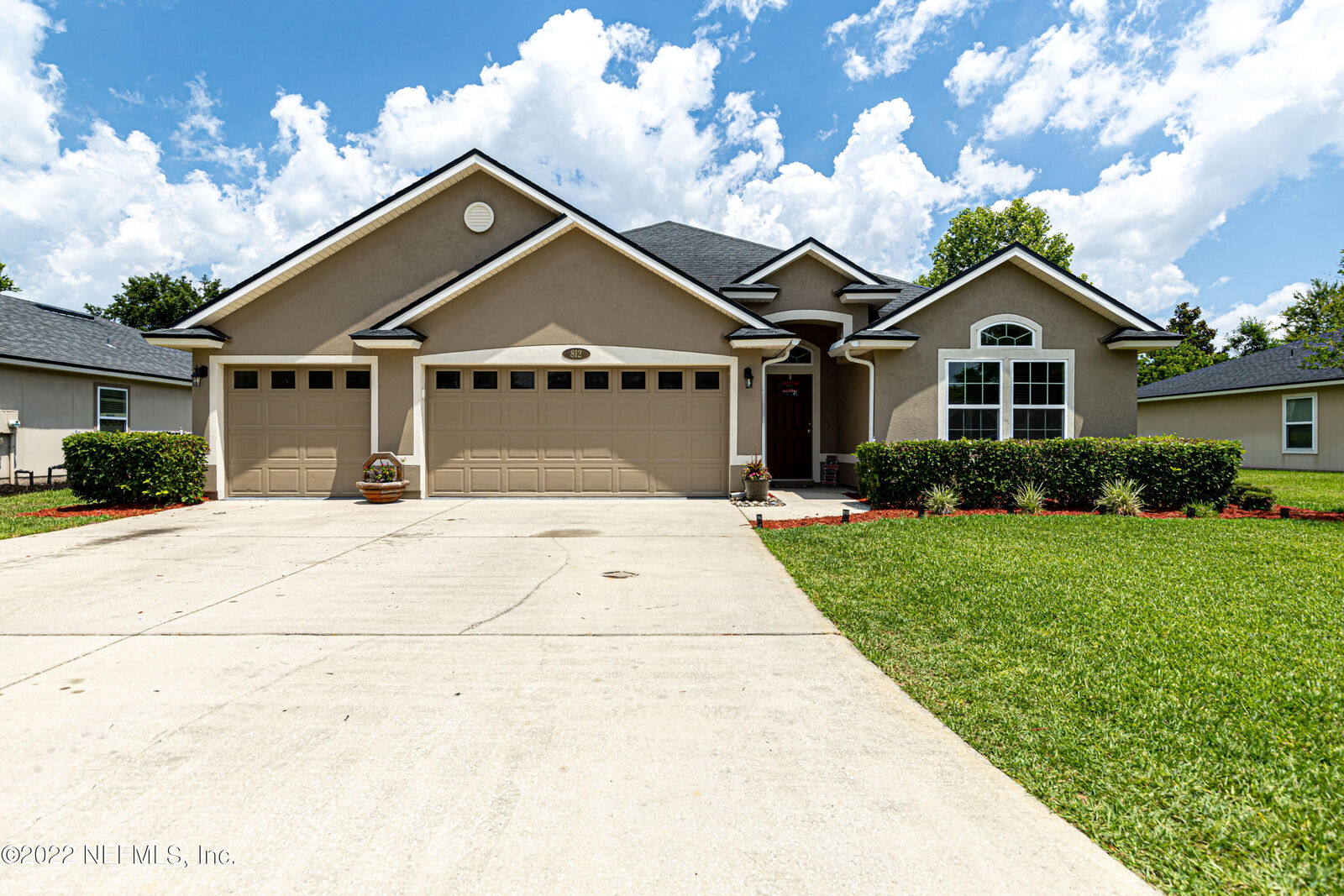 Property Photo:  812 Wards Creek Lane  FL 32092 