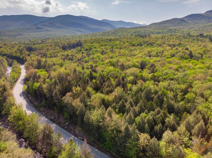 Property Photo:  206-011 Lost River Road  NH 03262 
