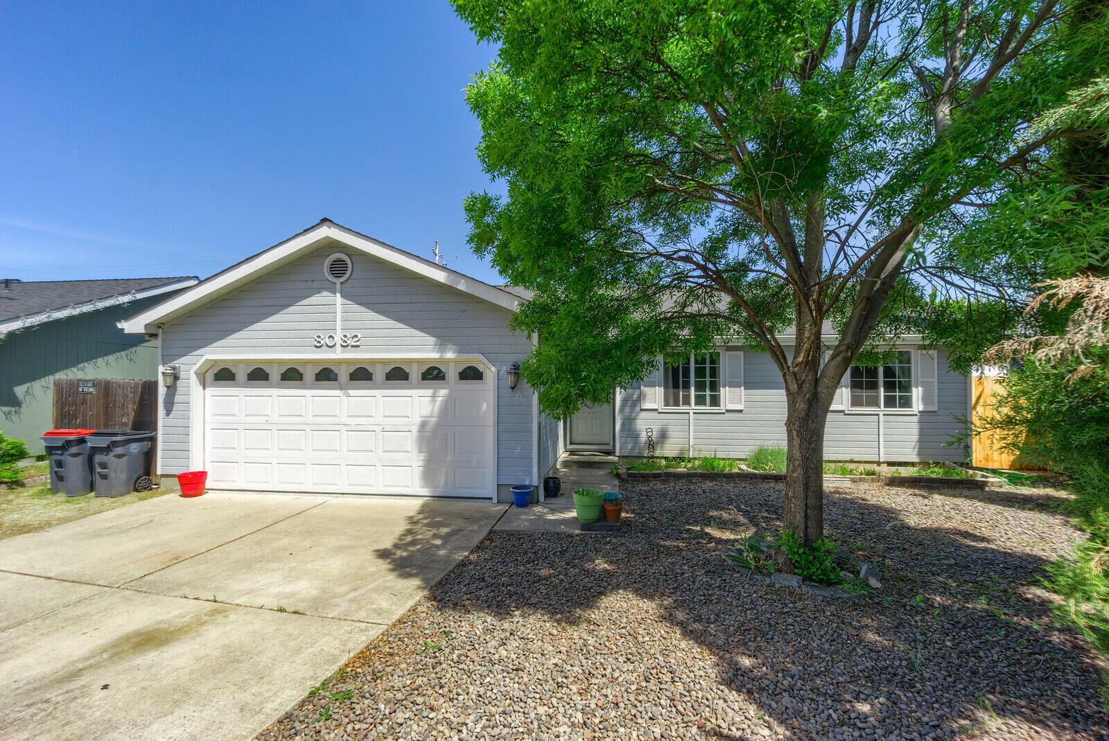 Property Photo:  8082 Thunderhead Avenue  OR 97503 