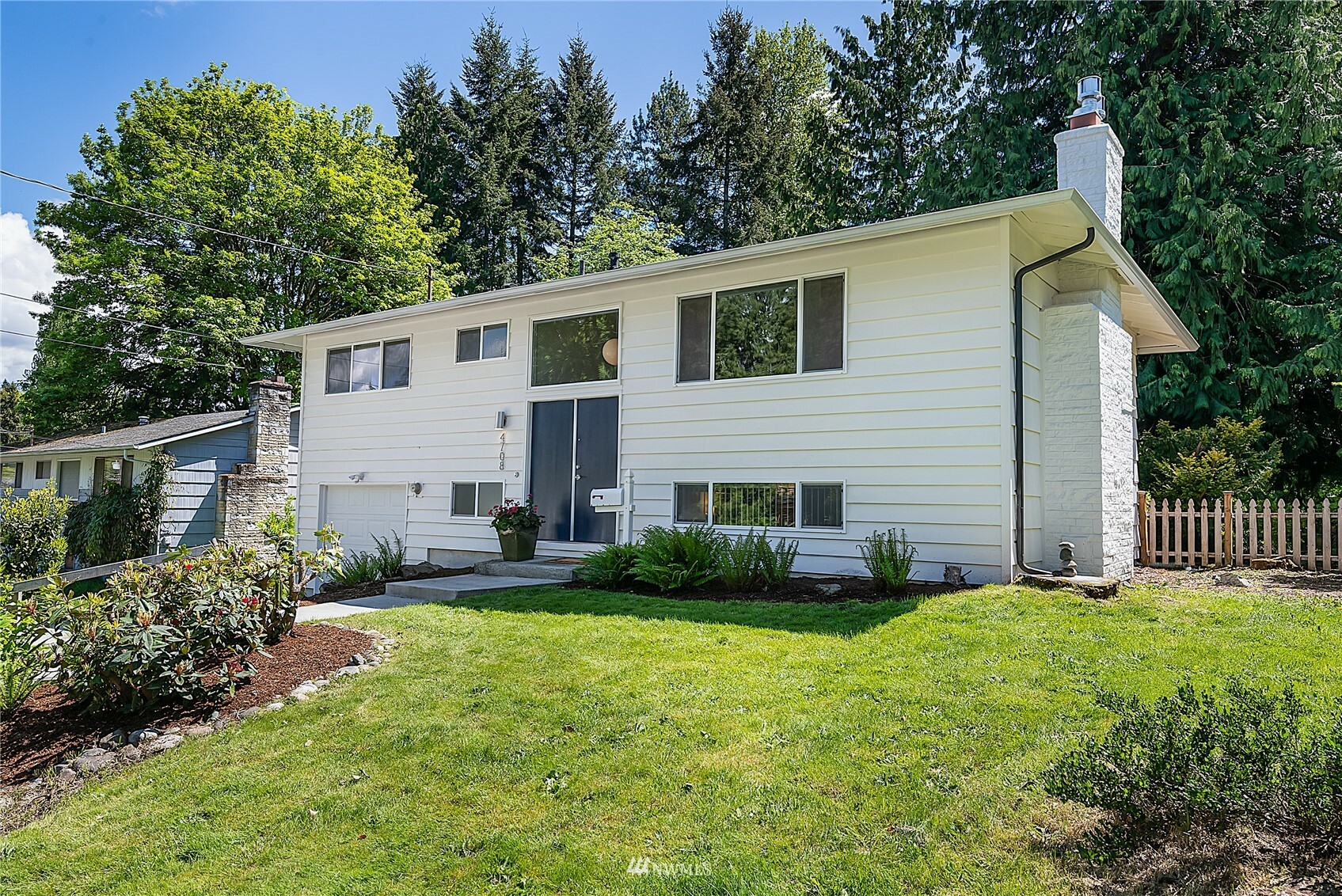 Property Photo:  4708 241st Street SW  WA 98043 