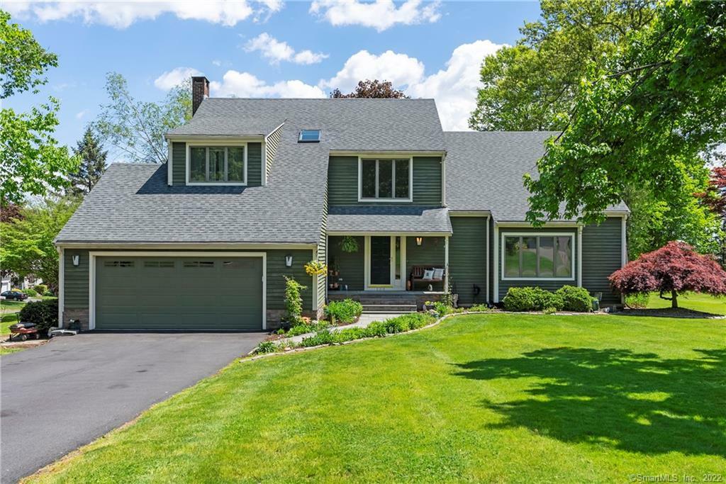 Property Photo: 138 Straddle Hill CT 06109