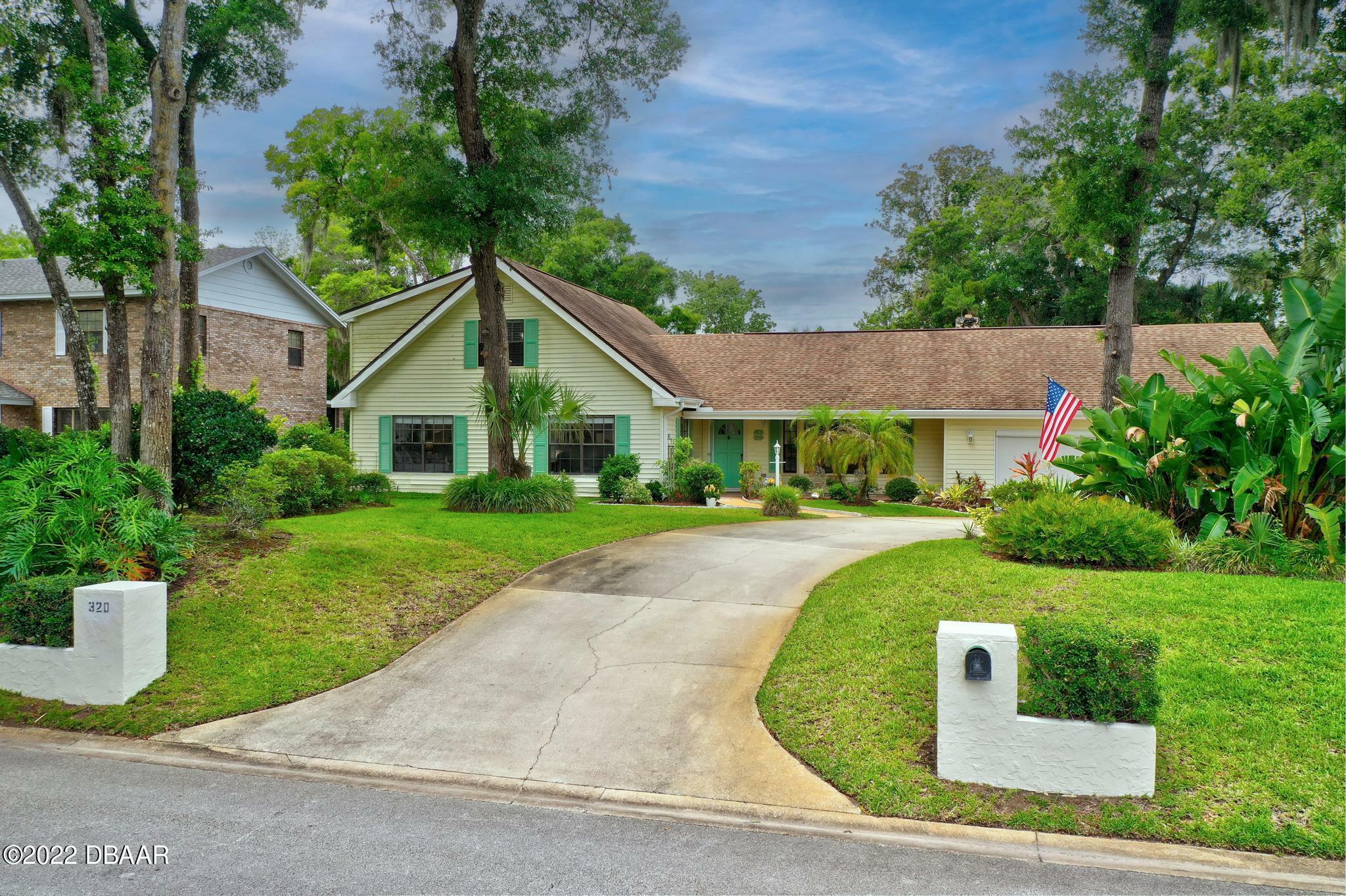 Property Photo:  320 River Bluff Drive  FL 32174 