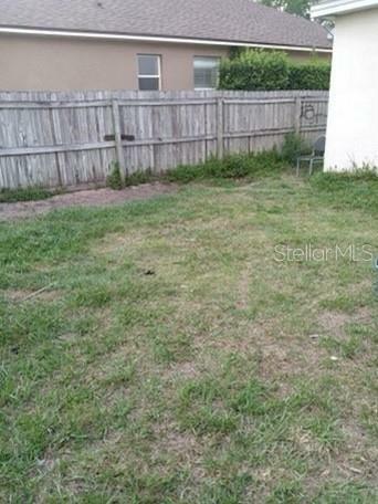 Property Photo:  11609 Jordans Landing Court  FL 33569 