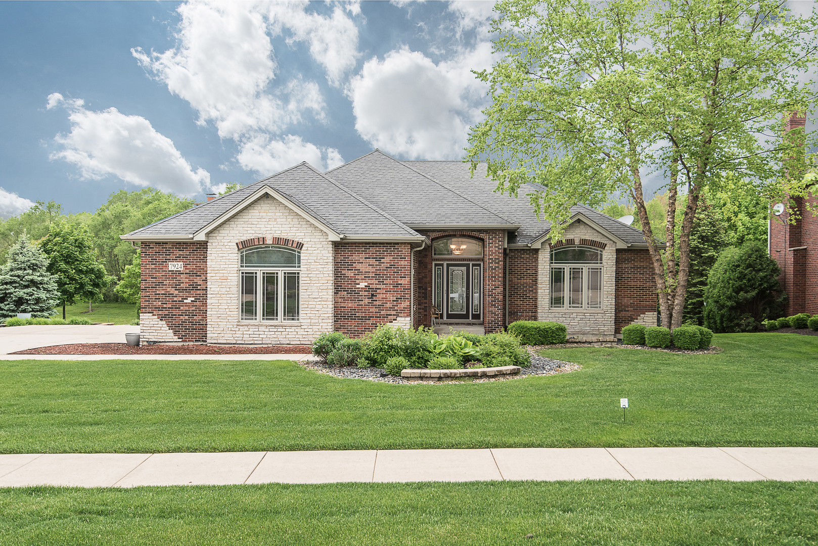 Property Photo: 7924 Big Buck Trail IL 60423