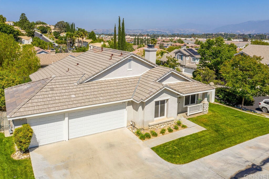 Property Photo:  25567 Crockett Lane  CA 91381 