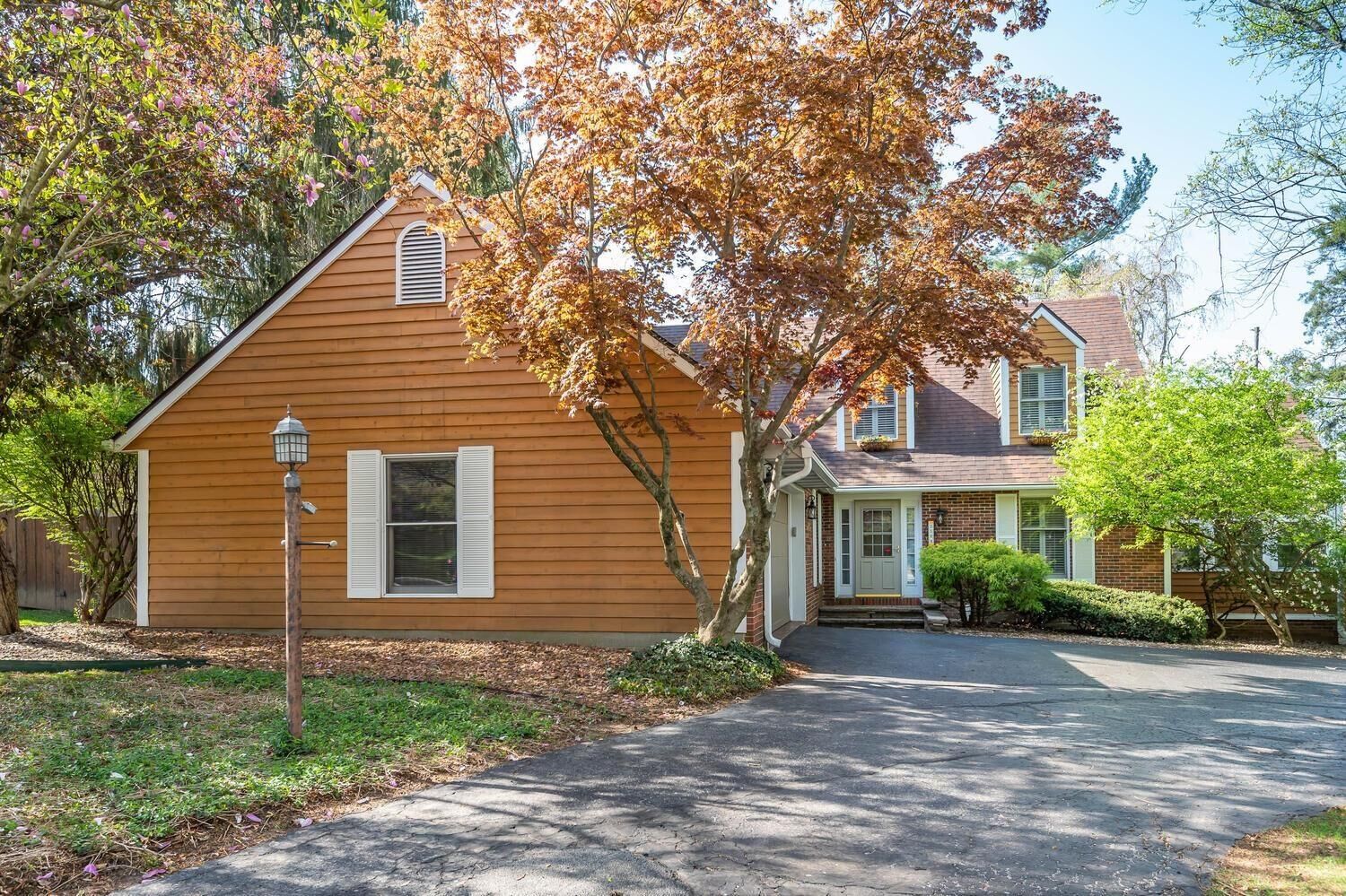 Property Photo:  2508 E Poplar Court  IN 47401 