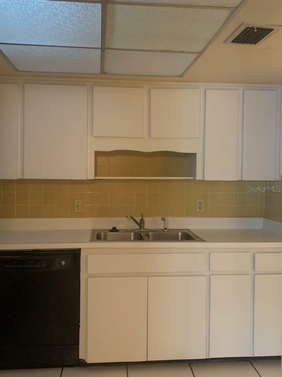 Property Photo:  5309 Roberta Lane  FL 33617 