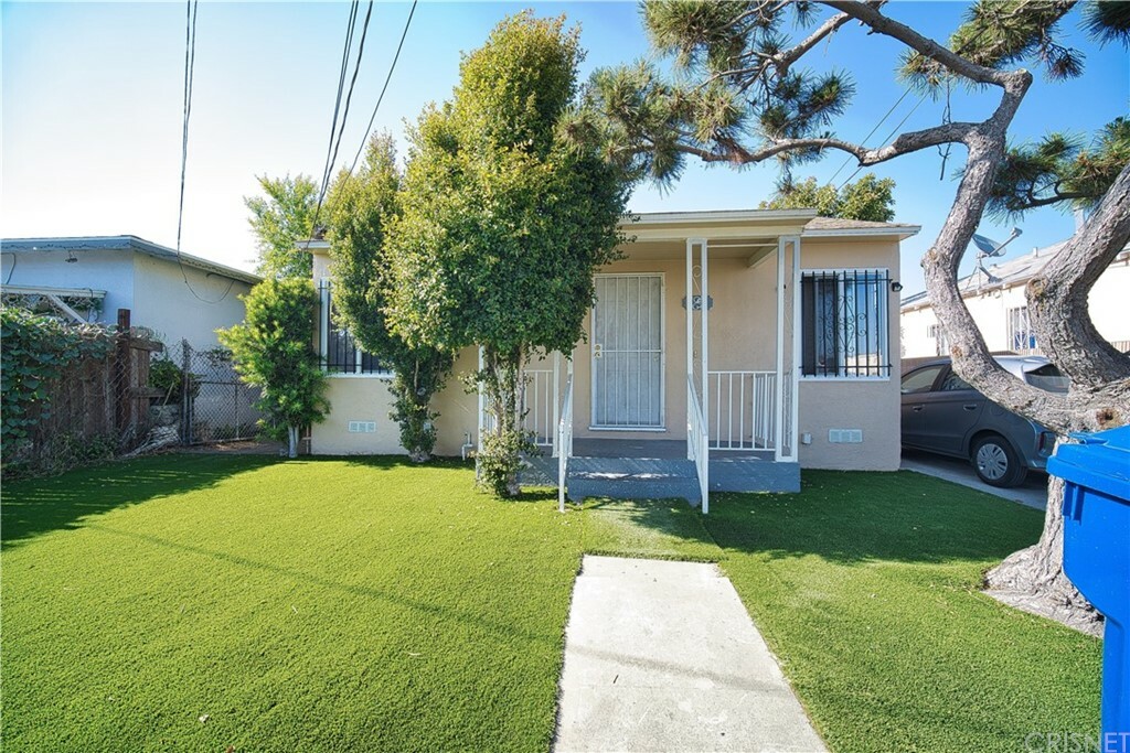 Property Photo:  151 W 95th Street  CA 90003 