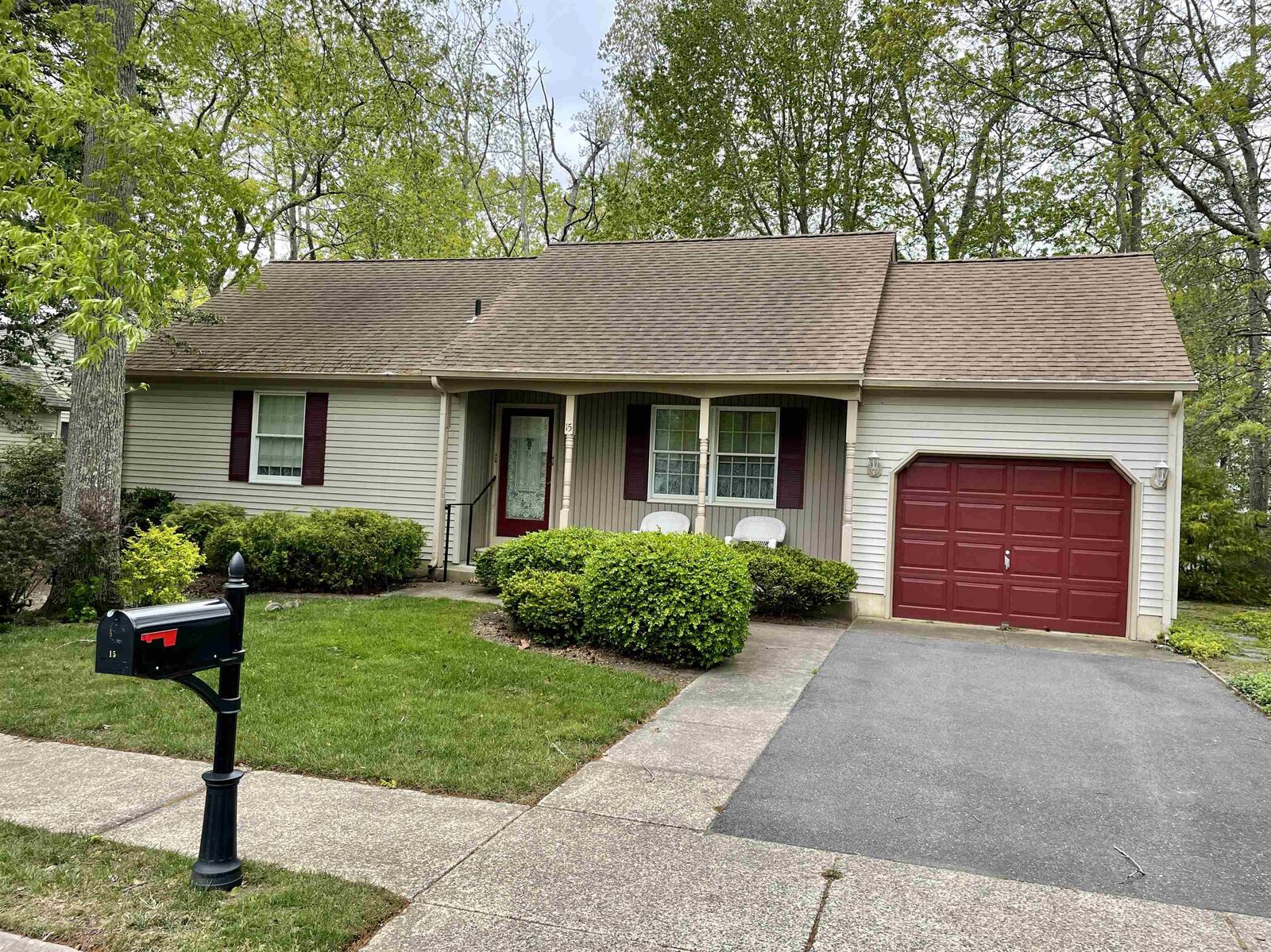 Property Photo:  15 Thistle  NJ 08204-4469 