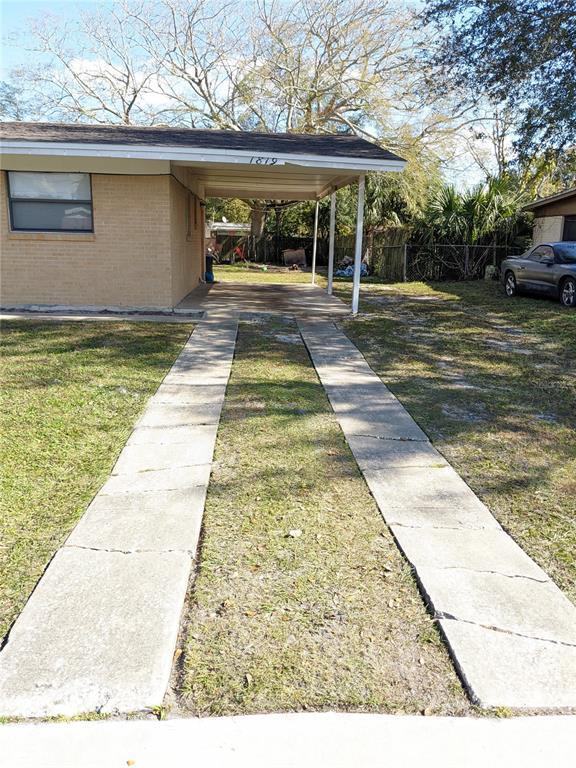Property Photo: 1819 Lincoln Avenue FL 32771