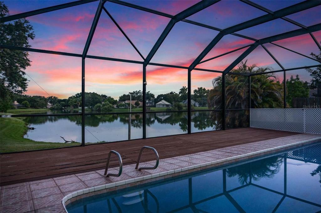 Property Photo: 2205 Lake Bay Way FL 33511