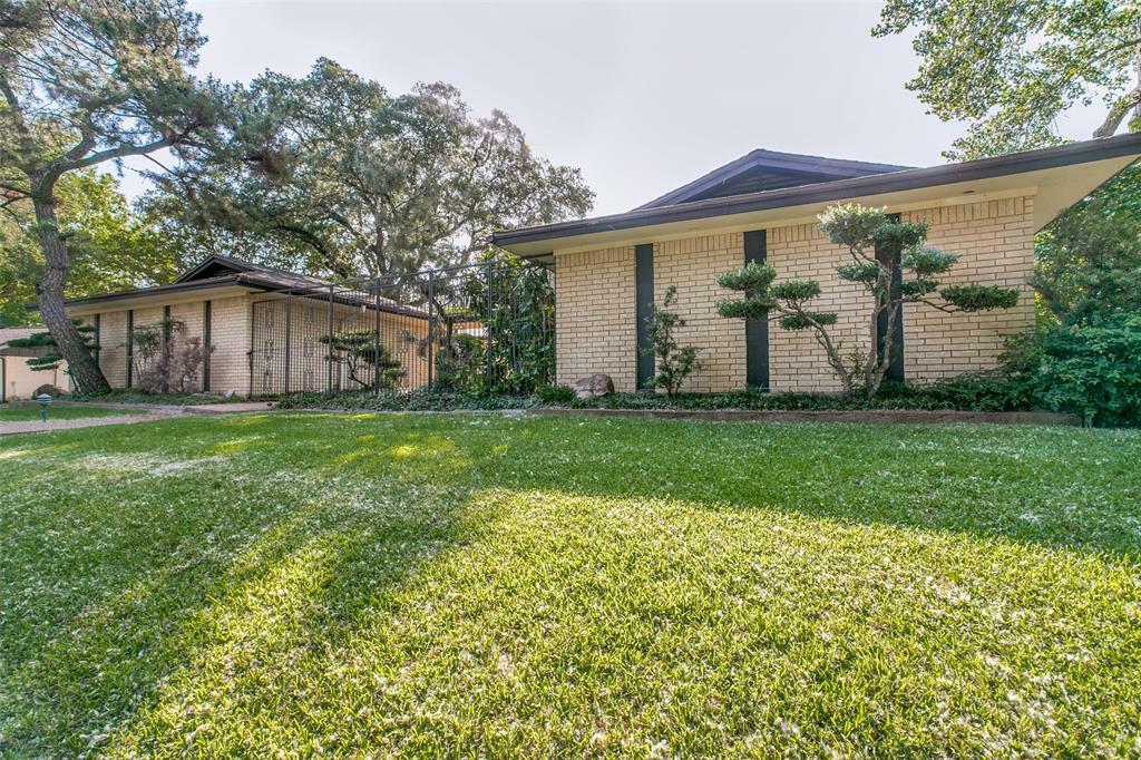 Property Photo:  21 Mont Del Drive  TX 76132 