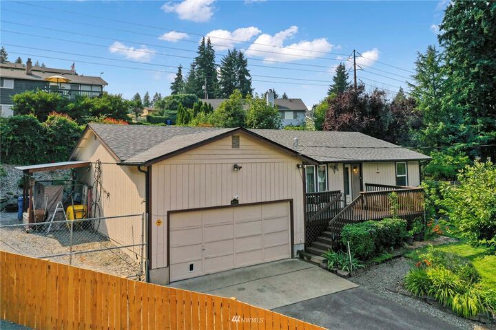 Property Photo:  4602 60th Street E  WA 98443 