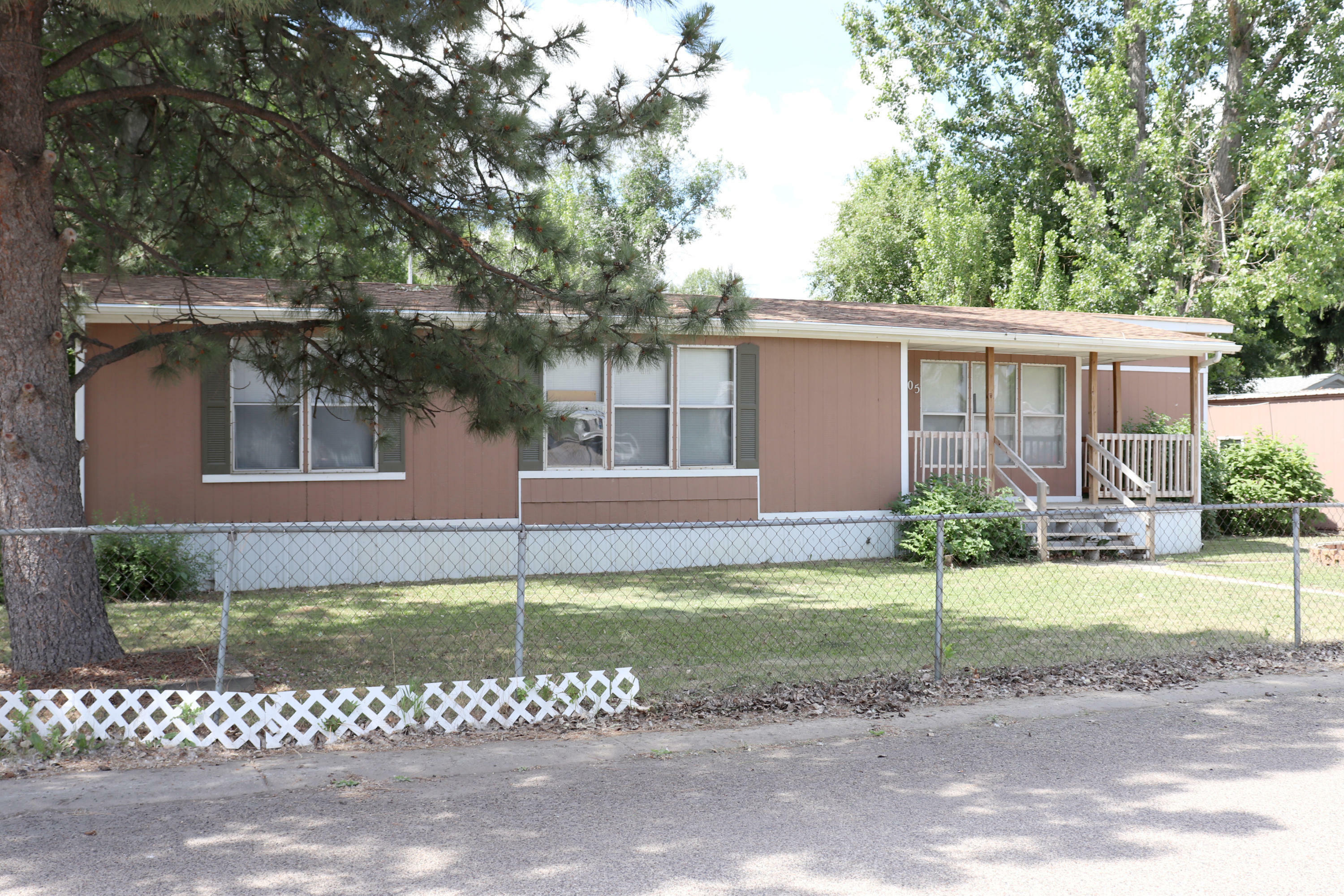 Property Photo:  3105 Withers Drive  ND 58554 