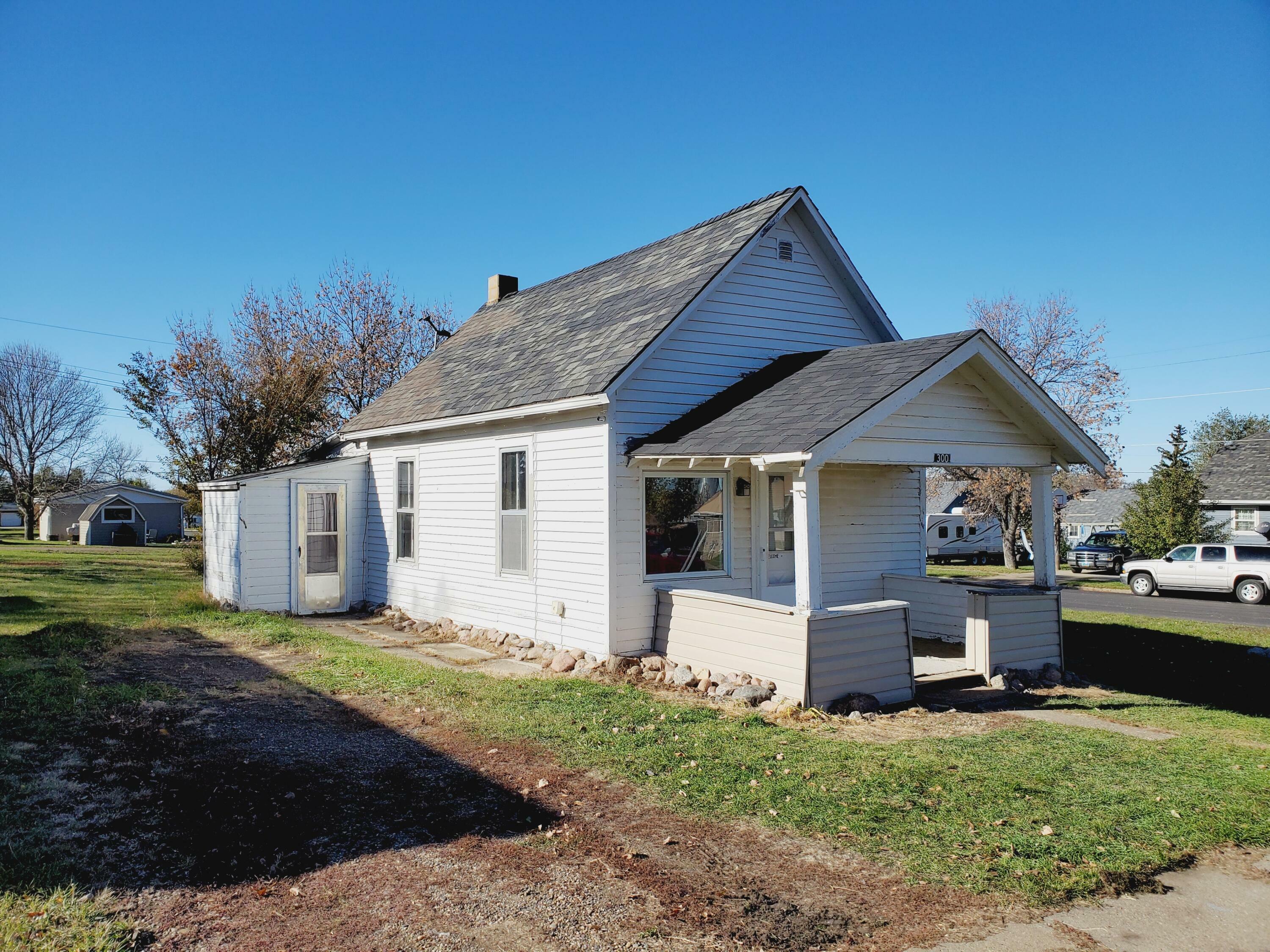 300 5th Street S  New Salem ND 58563 photo