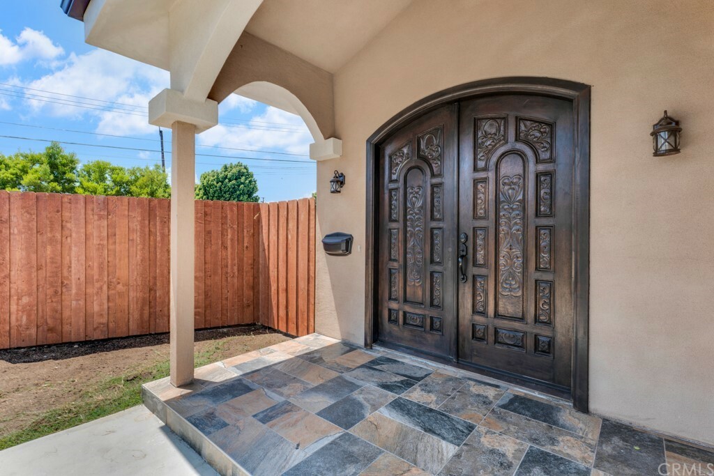 Property Photo: 11469 Cresson Street CA 90650