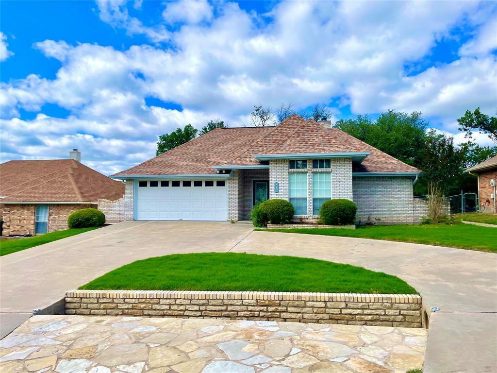 Property Photo:  8730 Bellechase Road  TX 76049 