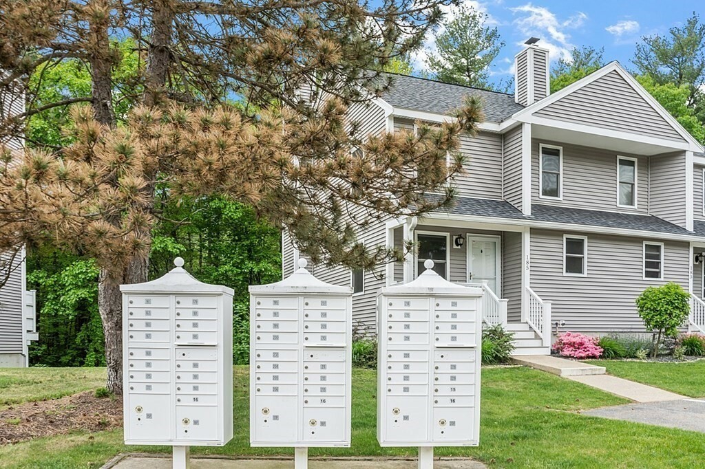 Property Photo: 185 Bayberry Hill Ln 185 MA 01453
