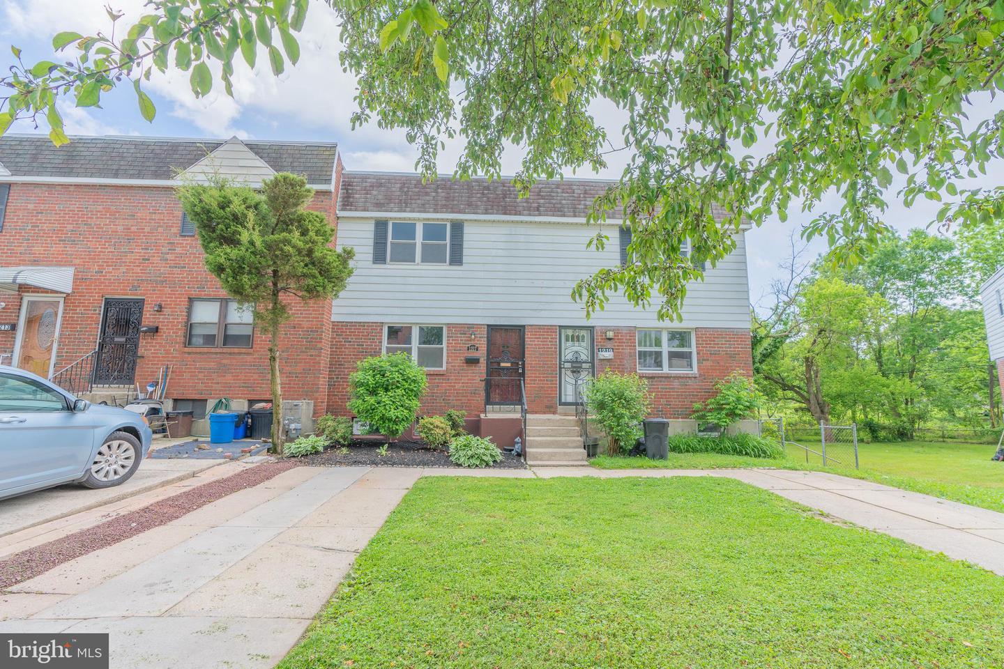 Property Photo: 1217 Laurel Road PA 19079