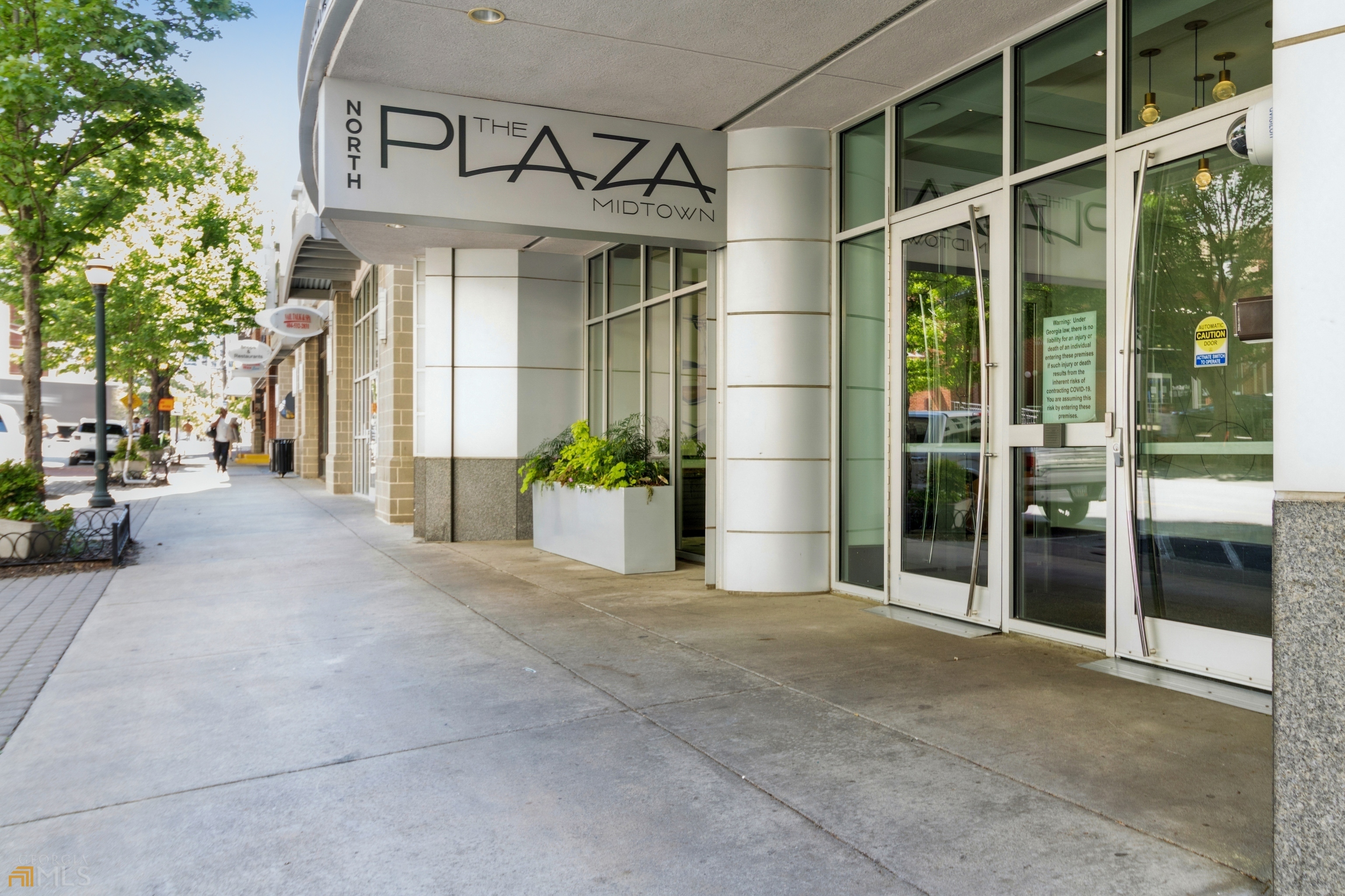Property Photo: 44 Peachtree Place NW 1927 GA 30309