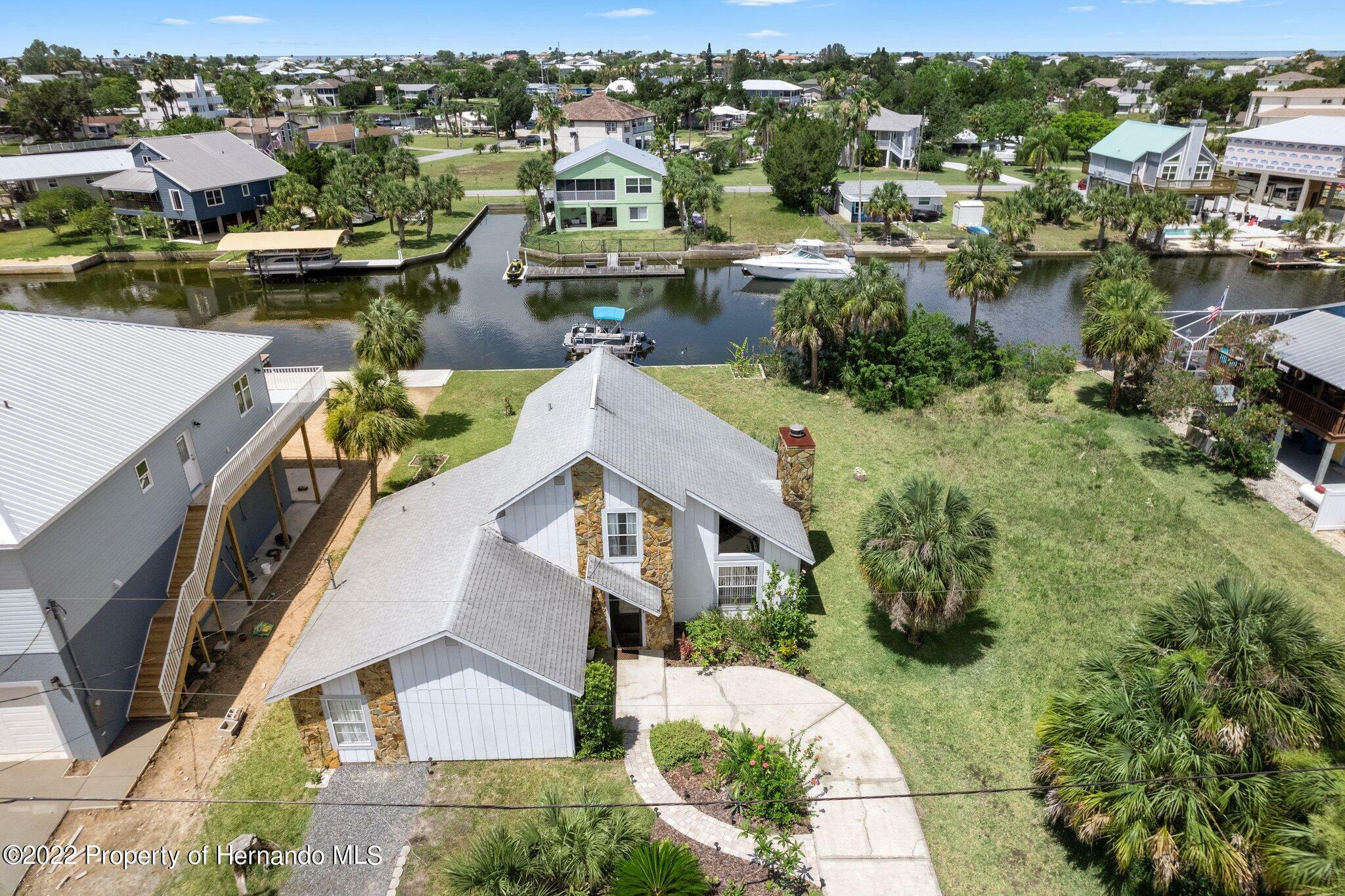 Property Photo: 4104 Pine Dale Court FL 34607
