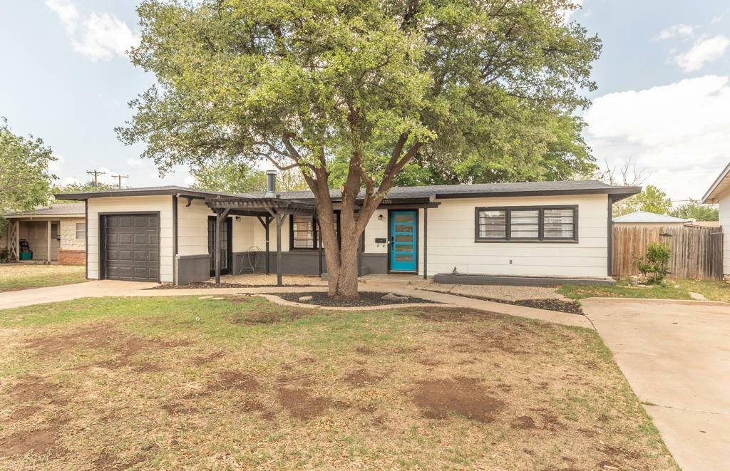 4308 38th Street  Lubbock TX 79413 photo