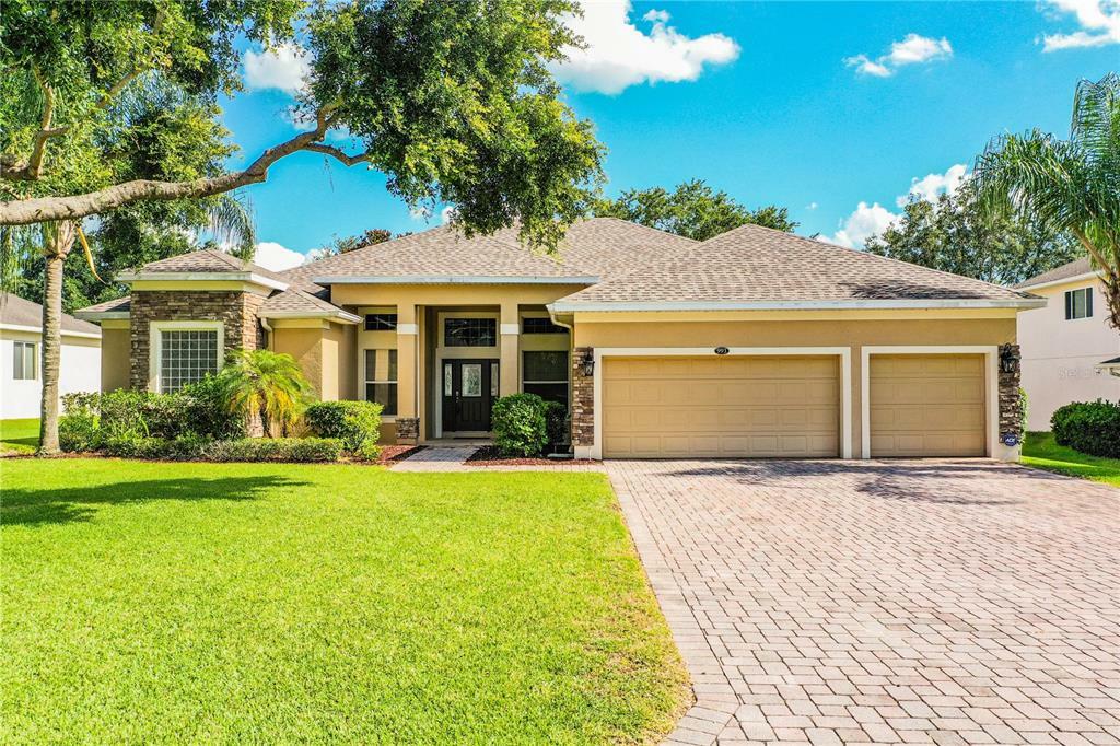 Property Photo: 993 Classic View Drive FL 33823