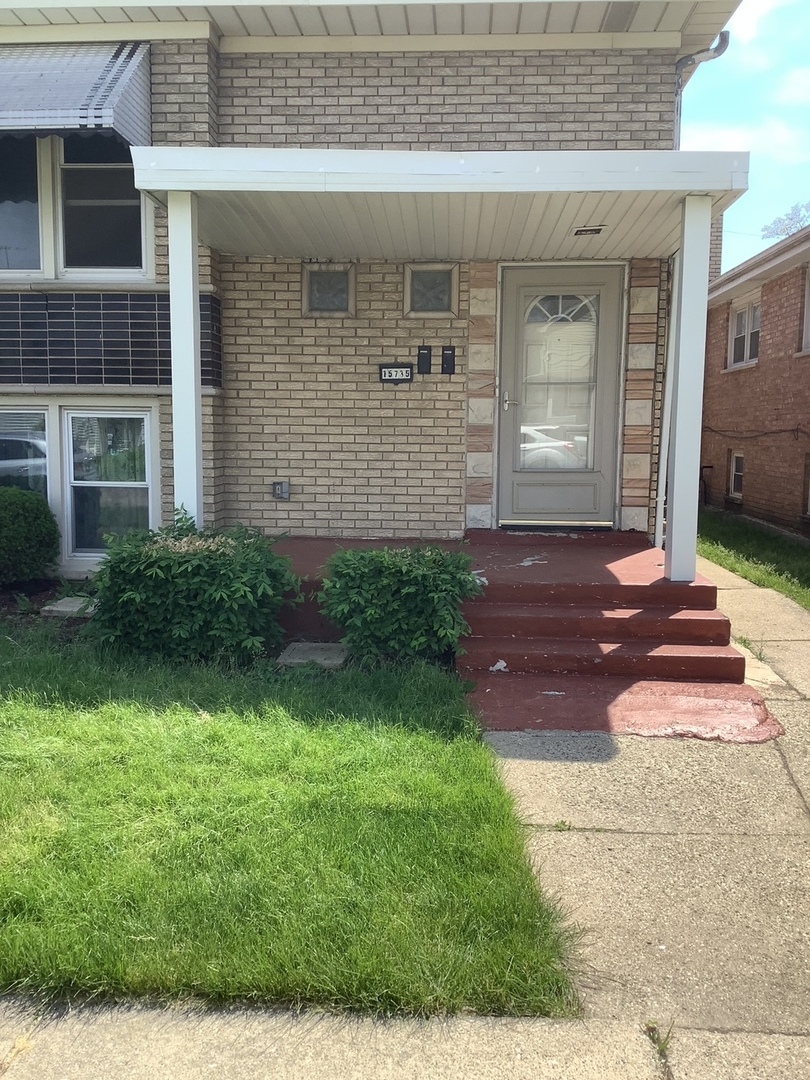 Property Photo: 15735 Carse Avenue 2 IL 60426