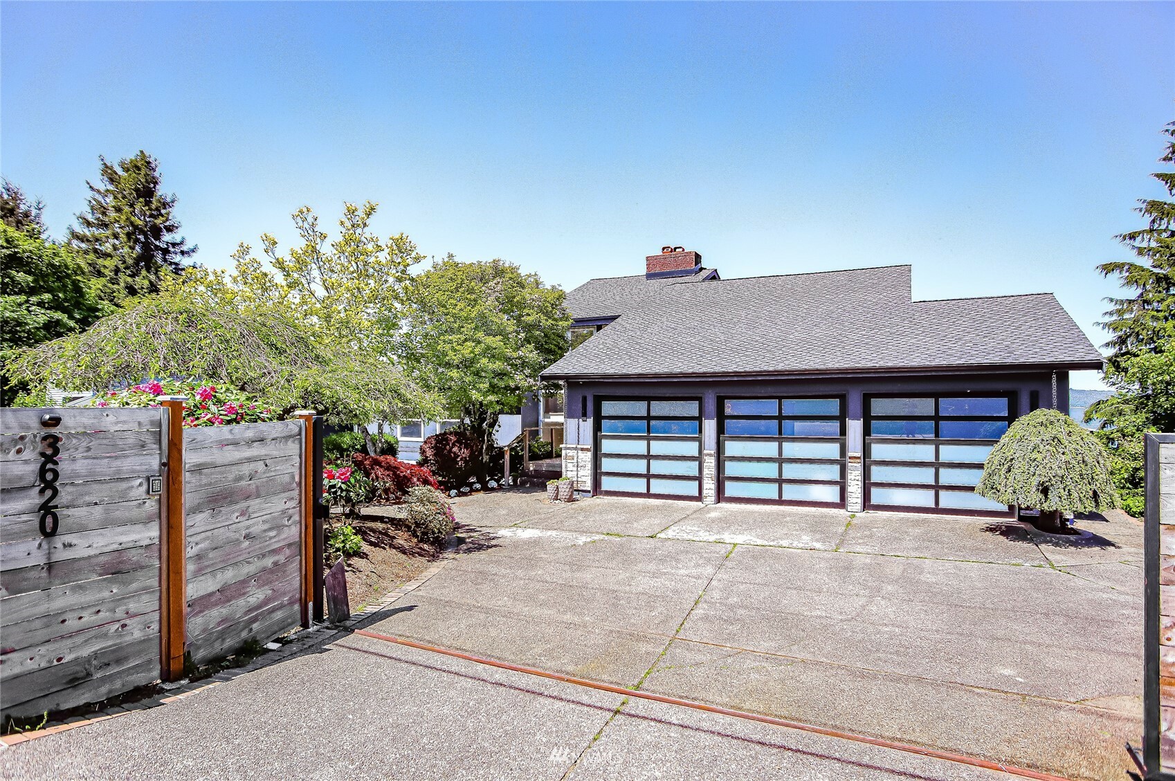 Property Photo:  3620 W Dash Point Road  WA 98023 