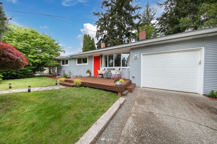 Property Photo: 3024 NE 133rd Street WA 98125