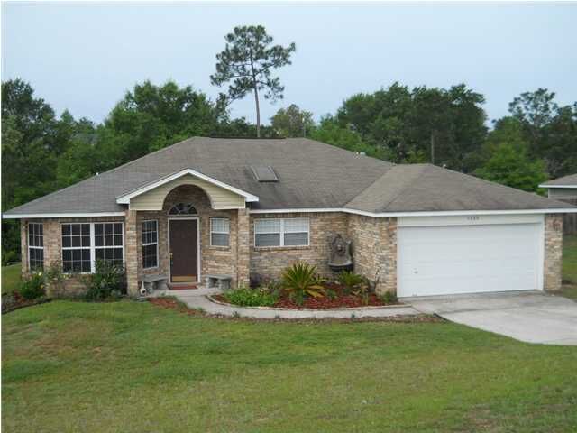 Property Photo:  1323 Jeffrine Drive  FL 32536 