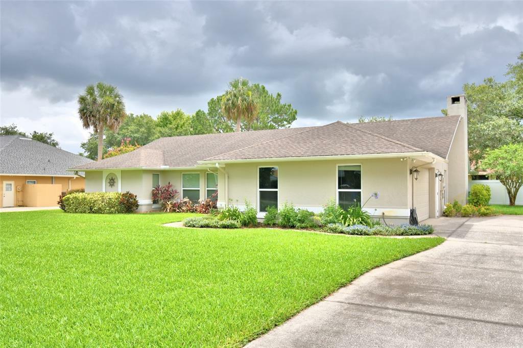 Property Photo:  405 Horseshoe Lane  FL 33881 